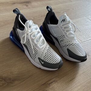 Nike Air Max 270 White and Black with Blue Accents size 9